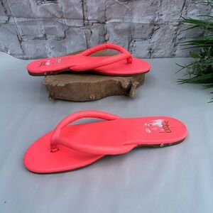 BEEK Sunbird flip flop sandals Neon Pink size 7 new
